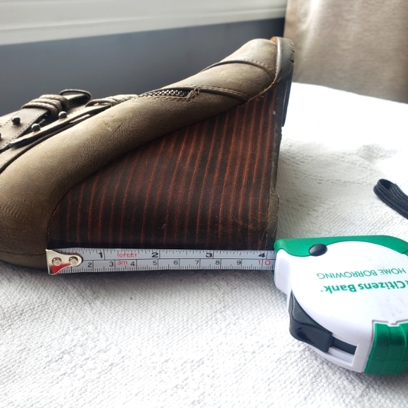 Tan Wedge Boots - Picture 7 of 7